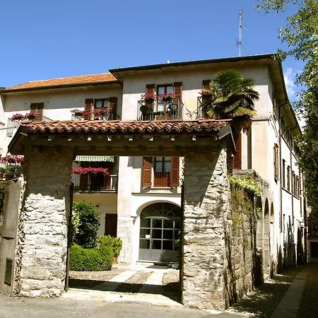 Hotel apartamentowy Casa Cannobio
